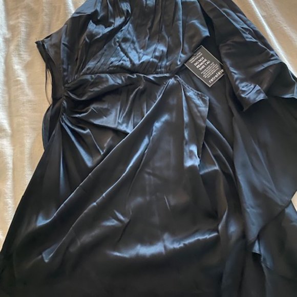 Retrofete Black Dress - Picture 6 of 8